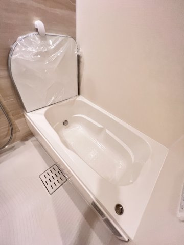 LIBTH博多住吉PREMIERの浴室