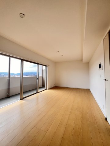 LIBTH博多住吉PREMIERの居間・リビング