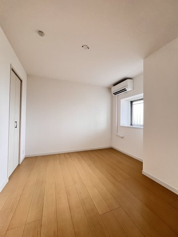 LIBTH博多住吉PREMIERの居間・リビング