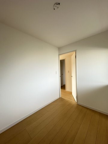 LIBTH博多住吉PREMIERの洋室