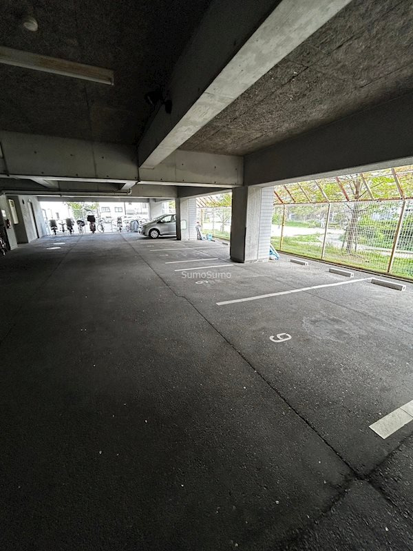 サンフラッツ東平の外観