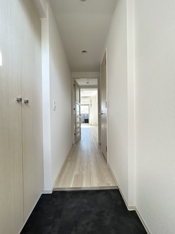willDo三宮イーストの玄関