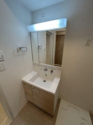 アルストロメリアⅤの洗面所|コンパクトで使いやすい洗面所