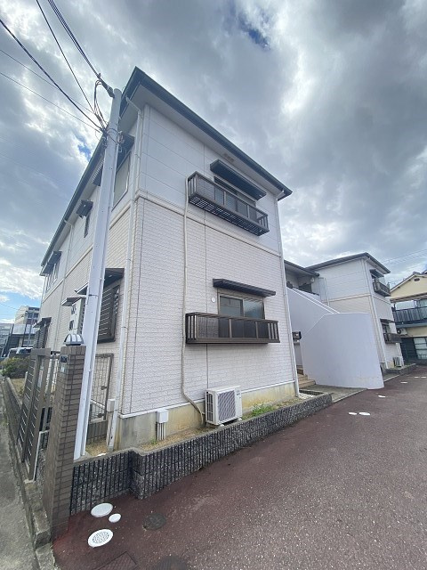 プレバハイツの外観
