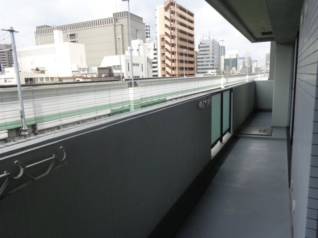 メゾン日月のバルコニー