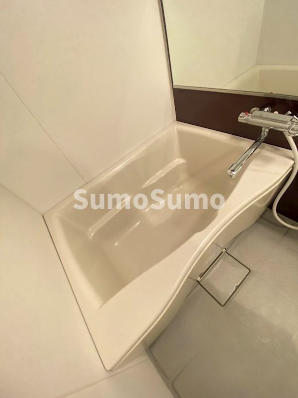 エンクレスト博多Ⅲの浴室