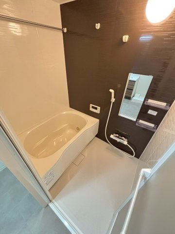 フレンシア西宮北口の浴室