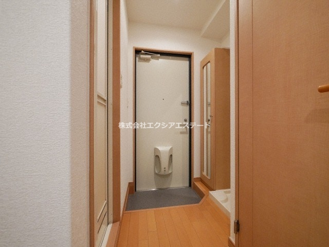 プレアデス桃谷の玄関
