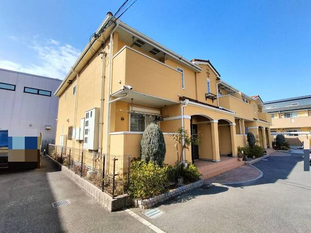 大東市平野屋２丁目のハイツの外観