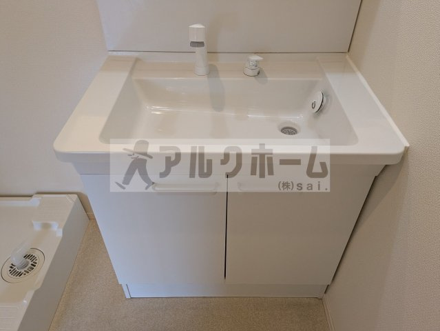 ヘーベルメゾンフュチュールの独立洗面台|ヘーベルメゾンフュチュール（堅下駅）　エアコン