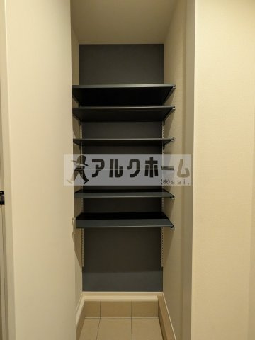 ヘーベルメゾンフュチュールの玄関