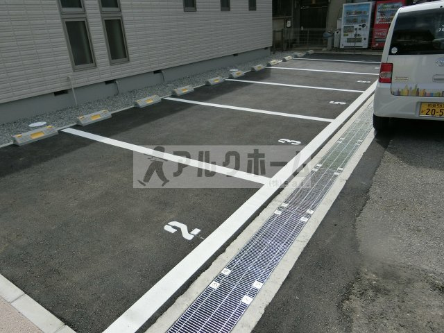 ヘーベルメゾンフュチュールの駐車場|ヘーベルメゾンフュチュール（堅下駅）　駐車場