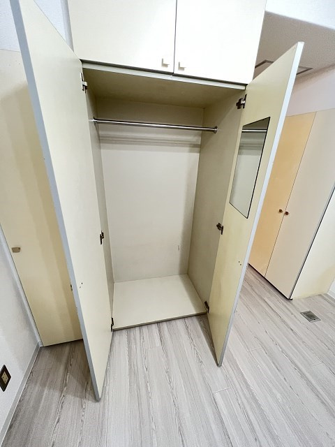 尼崎市水堂町４丁目の賃貸マンションの収納