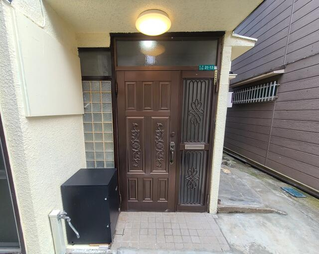 （T016）東京都江戸川区大杉3-21-13戸建のエントランス