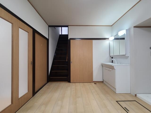 （T016）東京都江戸川区大杉3-21-13戸建の内装