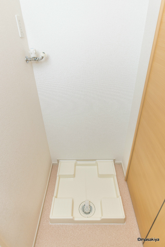 クレセントハイム　Cの洗面所|室内洗濯機置き場