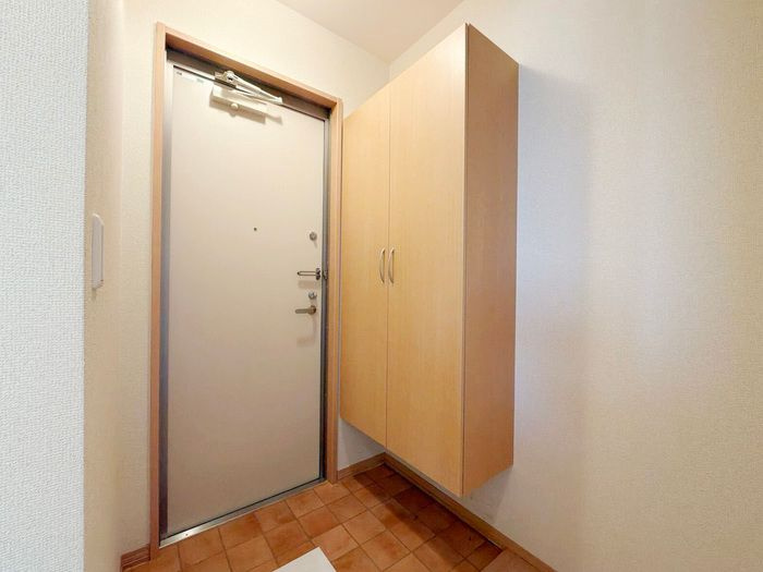 クレスト西宮東の玄関