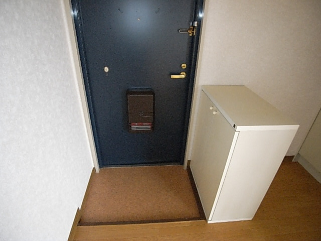 コーポﾟはにわ池田の玄関