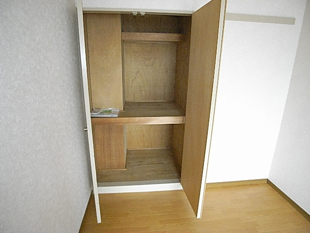 コーポﾟはにわ池田の収納