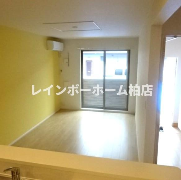 【仲介手数料：50％OFF】対象物件！の居間・リビング|別部屋。参考写真。