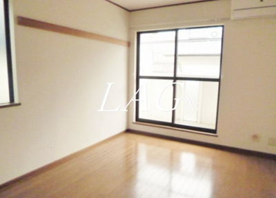 【居間・リビング】 | ソレアード | 洋室のお部屋です。