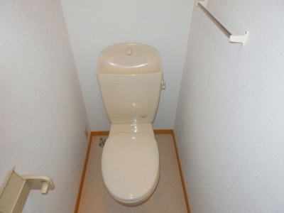 【トイレ】 | サニーパレスⅠ | コンパクトで使いやすいトイレです