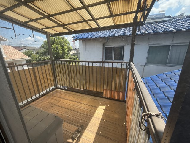 総社市中央売家のバルコニー