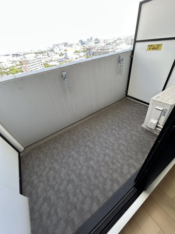 フラシア東難波のバルコニー