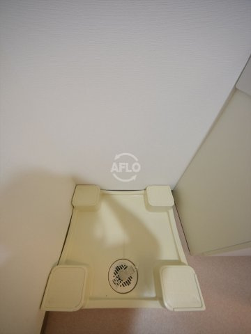 Y&Rino Residenceの洗面所|Y&Rino Residence　室内洗濯機置き場
