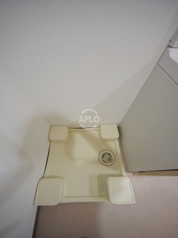 Y&Rino Residenceの洗面所|Y&Rino Residence　室内洗濯機置き場