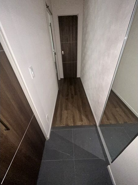 さくらHills ROKUBAN Platinum Residenceの玄関