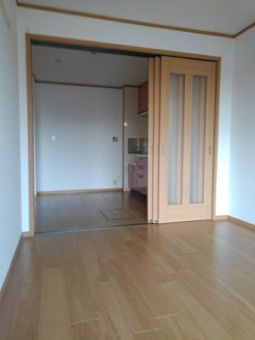 ハイネス雅の内装|内装は落ち着いています