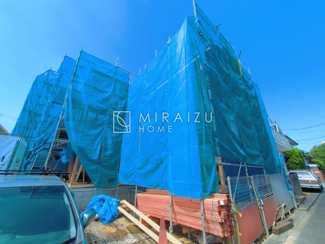 【前面道路含む現地写真】 | 贅沢な暮らしにぴったり設備が魅力♪家事導線の良い水回りで毎日綺麗家事もラクラク♪早朝、夜間問わず現地見学＆周辺環境ご案内致します♪