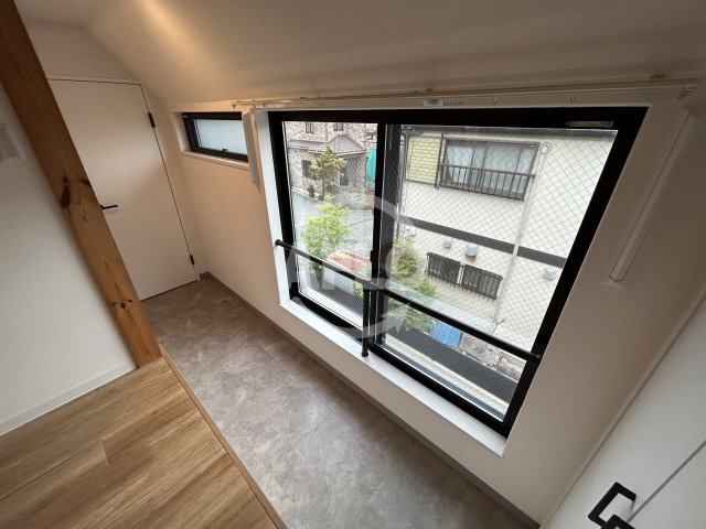 パロス江坂垂水町のバルコニー|バルコニー