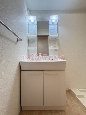 SUN・BRIGHTの洗面所|忙しい朝には欠かせない洗面所です