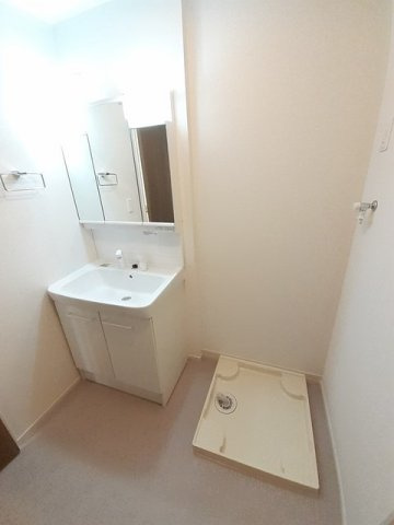 アルフォート　鴨方の洗面所