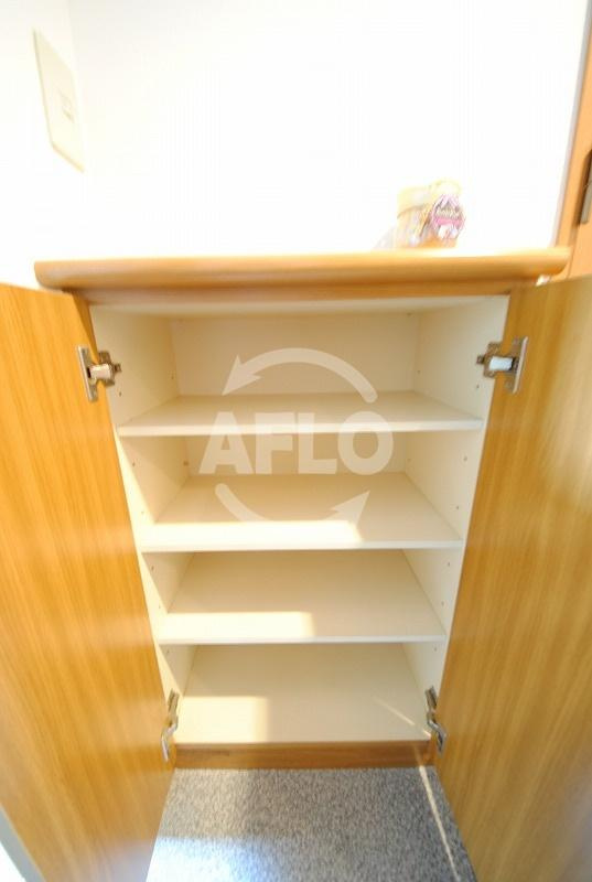 ディナスティ清水谷Ⅲの収納|ディナスティ清水谷Ⅲ　シューズBOX