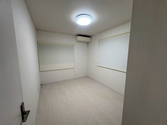 宇治市神明石塚戸建の内装