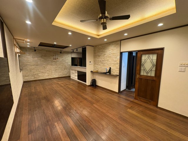 宇治市神明石塚戸建の居間・リビング
