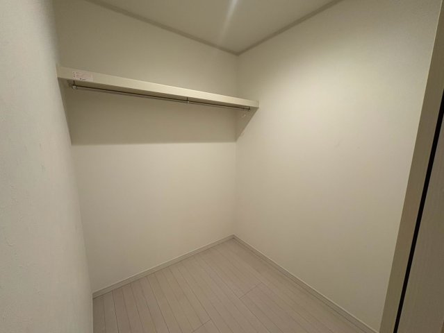 宇治市神明石塚戸建の収納