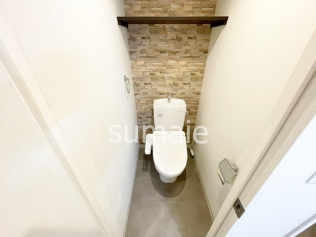 ロイヤルブルーム高鼻町のトイレ|綺麗なトイレです。
