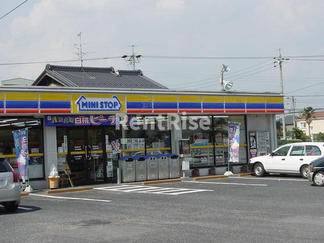 グレイス サカエの周辺|ミニストップ一宮串作店まで478ｍ