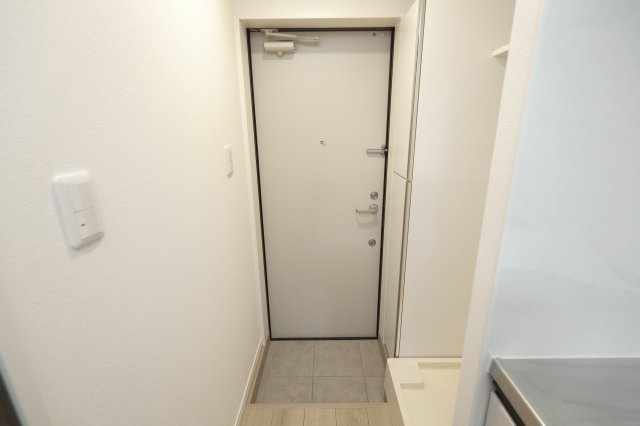 エクセラン柴又の玄関