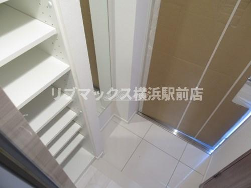 【玄関】ガーラ・プライム横濱関内
