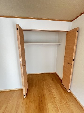 エスポワールハイツ A棟の収納|大きなものも収納できそうです