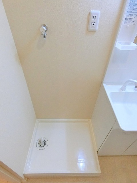 メゾン照庵のその他|★洗濯機置き場★