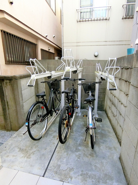 メゾン照庵のその他共用部分|★敷地内駐輪場★