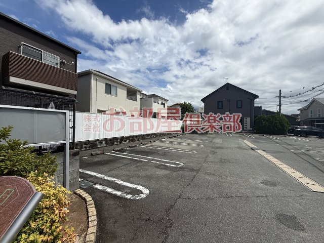 セレーノの駐車場|カースペースがあります