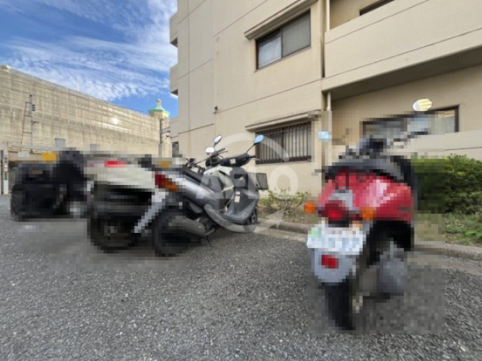 パルハセトン十三のその他|パルハセトン十三　バイク置き場