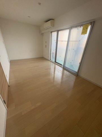 OTOWA神戸元町の居間・リビング